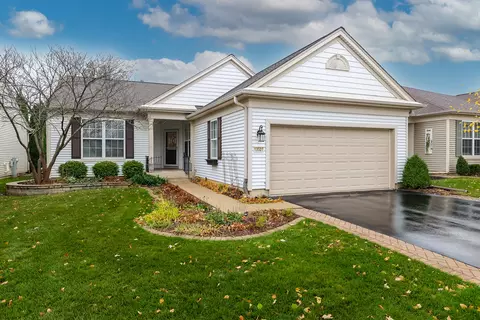 13527 Wildwood Ln, Huntley, IL 60142