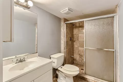 2137 W Silverleaf Ln, Addison, IL 60101 photo 20