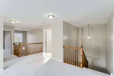2137 W Silverleaf Ln, Addison, IL 60101 photo 14
