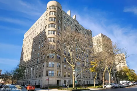 5490 S Shore Dr #3S, Chicago, IL 60615