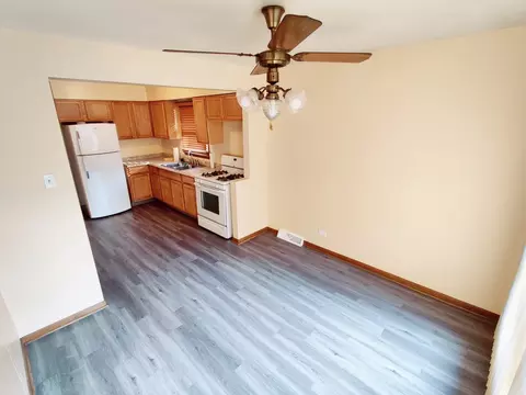 14725 Beachview Ter, Dolton, IL 60419 photo 3