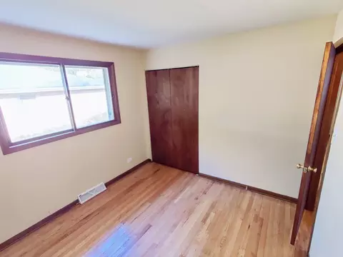 14725 Beachview Ter, Dolton, IL 60419 photo 8