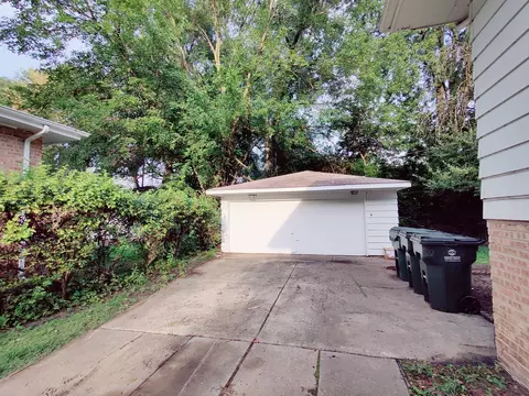 14725 Beachview Ter, Dolton, IL 60419 photo 10