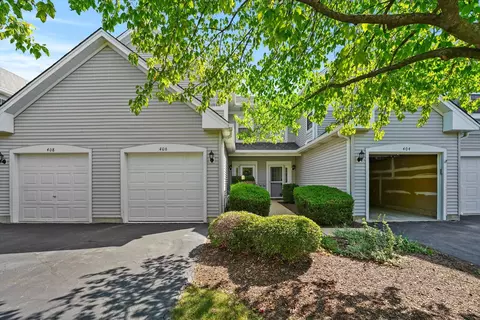406 Cobblestone Ct, Oswego, IL 60543