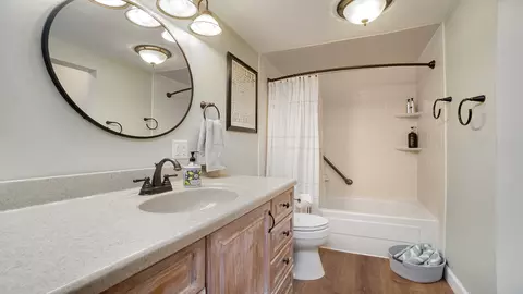 202 S Maple St, Davis Junction, IL 61020 photo 8