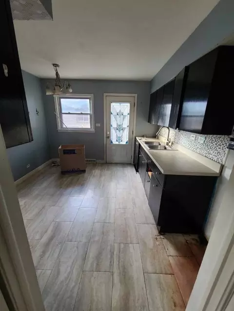 161 E Winthrop Ave, Addison, IL 60101 photo 4