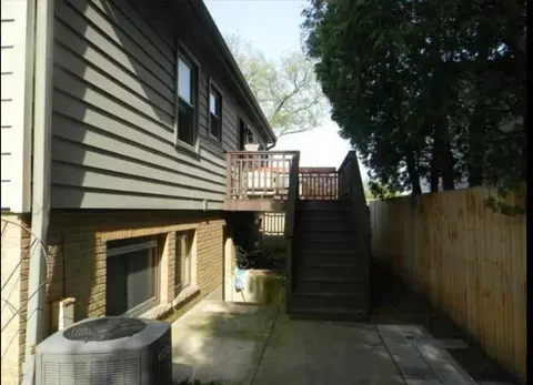 161 E Winthrop Ave, Addison, IL 60101 photo 2