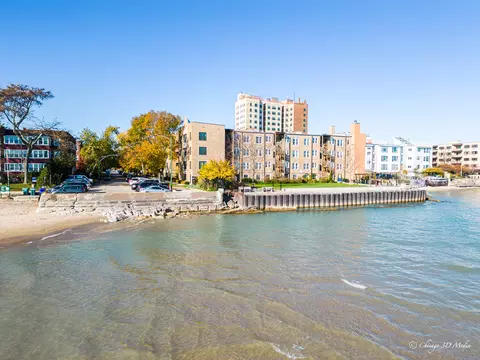1214 W Jarvis Ave #1N, Chicago, IL 60626