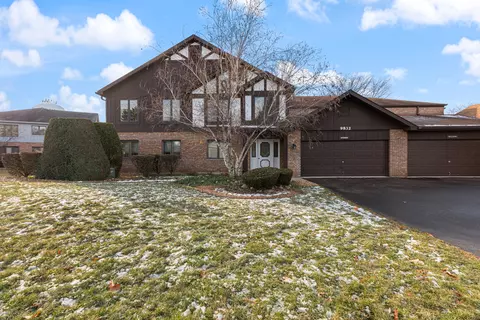 9832 Terrace Ct E #2E, Palos Park, IL 60464