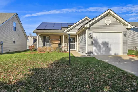 506 Yalow Dr, Champaign, IL 61822