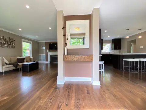 751 Selborne Rd, Riverside, IL 60546 photo 3