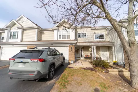 2742 Borkshire Ln, Aurora, IL 60502