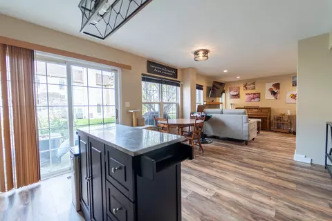 2742 Borkshire Ln, Aurora, IL 60502 photo 13