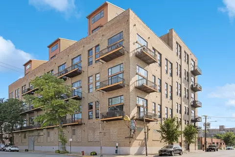 2545 S Dearborn St #313, Chicago, IL 60616