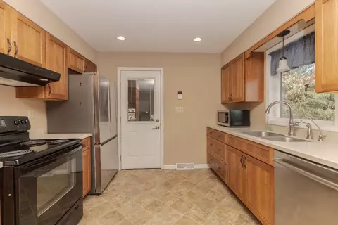 112 Olive St, Towanda, IL 61776 photo 24