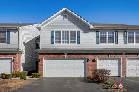 144 Concord Dr S, Oswego, IL 60543