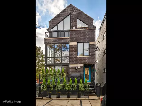 1934 W Armitage Ave #2, Chicago, IL 60622