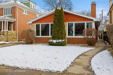 1116 N Euclid Ave, Oak Park, IL 60302