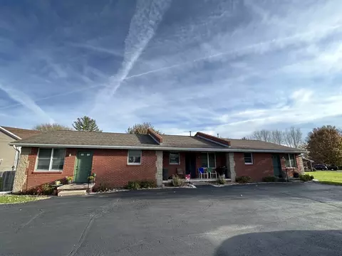 9824 W Knox St, Edwards, IL 61528