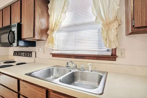 1903 Branch Rd, Champaign, IL 61821 photo 9