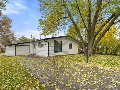 604 Reese Ave, East Dundee, IL 60118