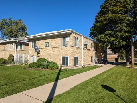 1835 S 16th Ave, Broadview, IL 60155