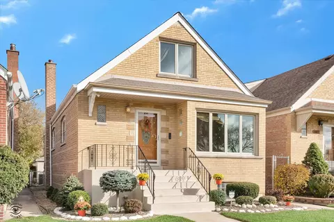 6105 S Natoma Ave, Chicago, IL 60638