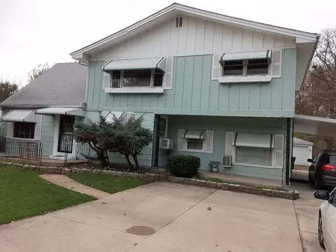 15822 Trumbull Ave, Markham, IL 60428 photo 2