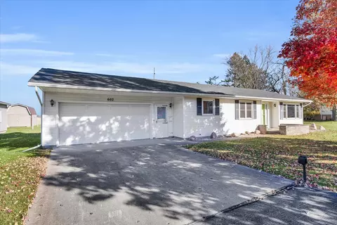 602 W 4th St, Homer, IL 61849