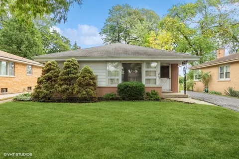 311 N Patton Ave, Arlington Heights, IL 60005