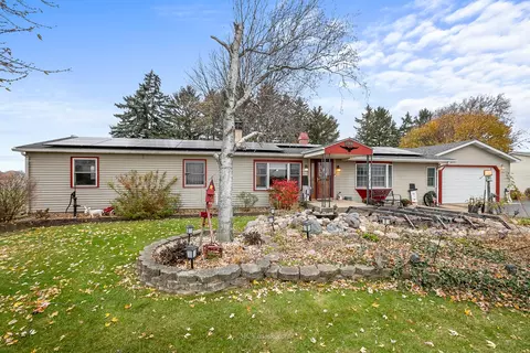 1509 N Latham St, Sandwich, IL 60548