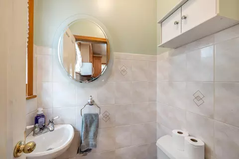 2524 N Mango Ave, Chicago, IL 60639 photo 9