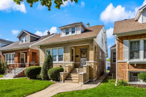 2524 N Mango Ave, Chicago, IL 60639