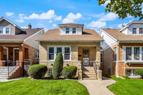 2524 N Mango Ave, Chicago, IL 60639 photo 2