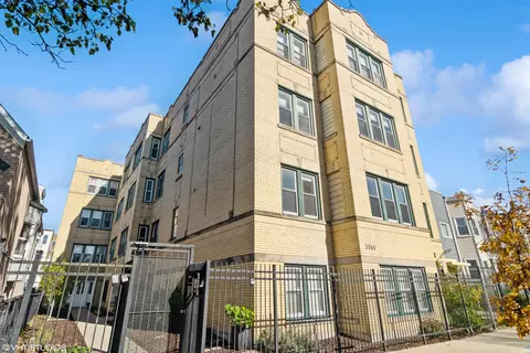 3560 W Palmer St #GB, Chicago, IL 60647