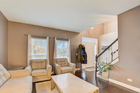 1801 Hartley Dr, Algonquin, IL 60102 photo 4