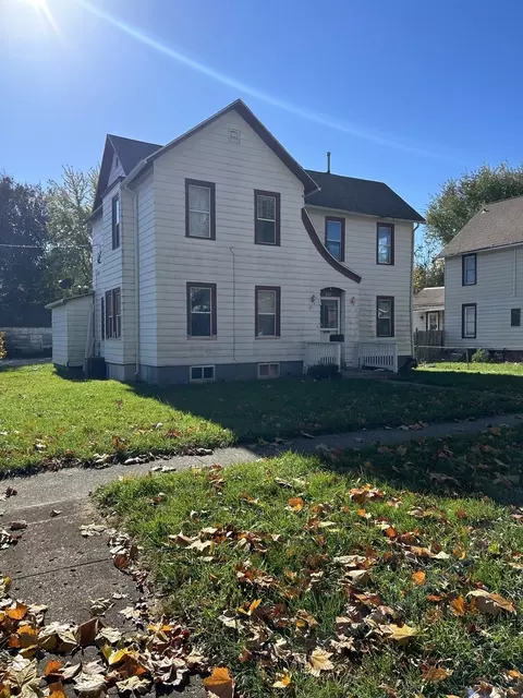 222 E North St, Pontiac, IL 61764