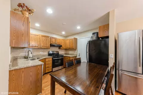 603 College Crossing Xing N, Rolling Meadows, IL 60008 photo 3
