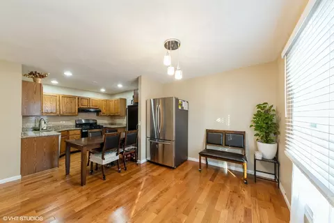 603 College Crossing Xing N, Rolling Meadows, IL 60008 photo 5
