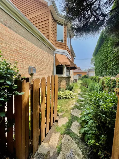 10335 S Artesian Ave, Chicago, IL 60655 photo 30
