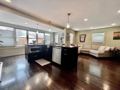 10335 S Artesian Ave, Chicago, IL 60655 photo 13