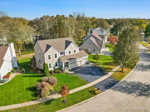 27 Talcott Ave, Crystal Lake, IL 60014