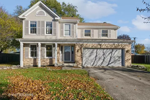 404 Old Country Way, Wauconda, IL 60084
