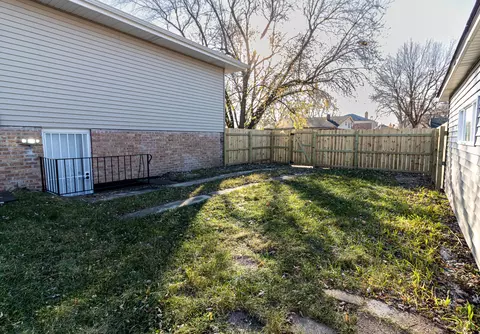 Undisclosed, Dolton, IL 60419 photo 10