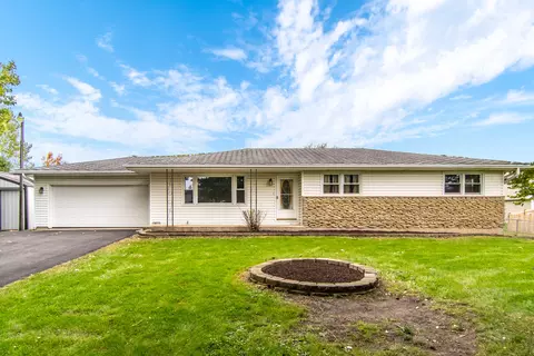 18711 S County Line Rd, Joliet, IL 60431