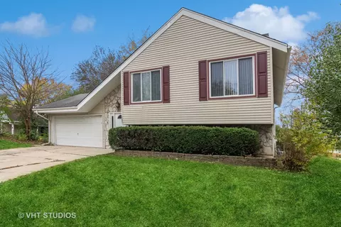 167 Arrowhead Ct, Bolingbrook, IL 60440