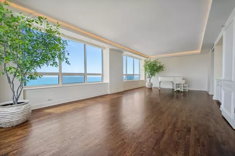 180 E Pearson St #3901, Chicago, IL 60611 photo 8