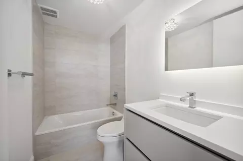 180 E Pearson St #3901, Chicago, IL 60611 photo 36