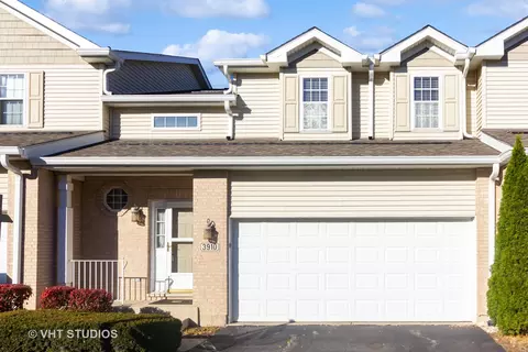 3910 Pathfinder Ln, Joliet, IL 60435