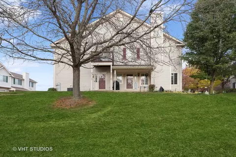 584 Windsor Dr #584, Fox Lake, IL 60020